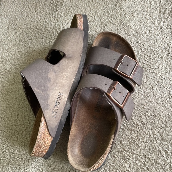 Mocha Arizona Birkenstocks - Picture 7 of 8